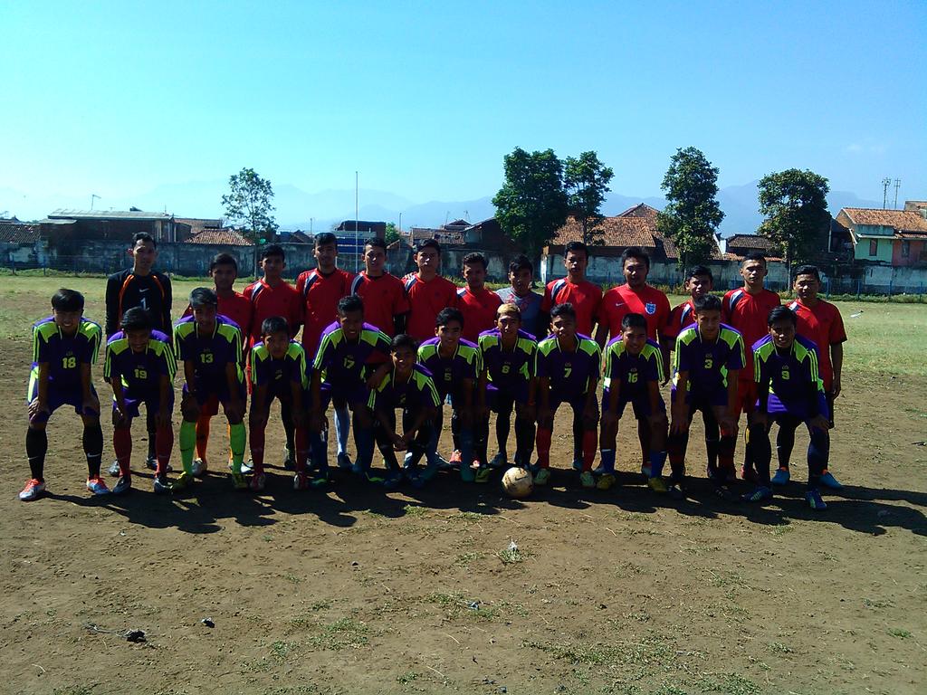 REINZ U-19 vs Leles