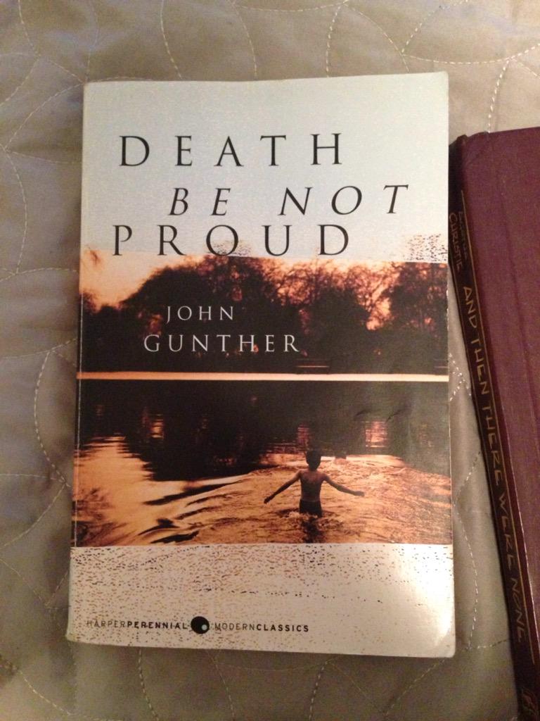 014_hector's tweet photo. @jackie_a15 this book is just Amazing! http://t.co/8iV1eHXCTy