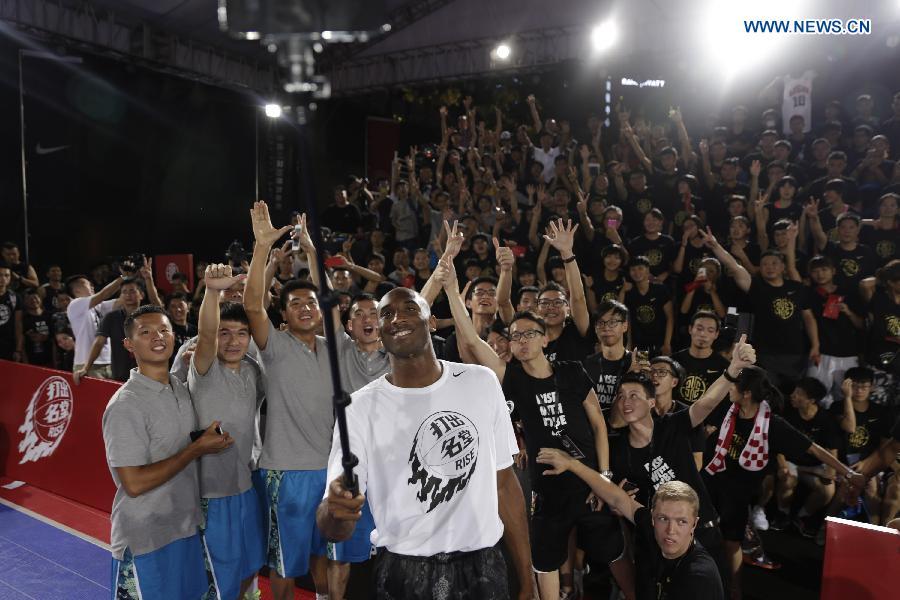 ChinaLive_NA's tweet photo. Kobe Bryant begins his trip of China from Aug. 1 http://t.co/9Pc1ICofNW