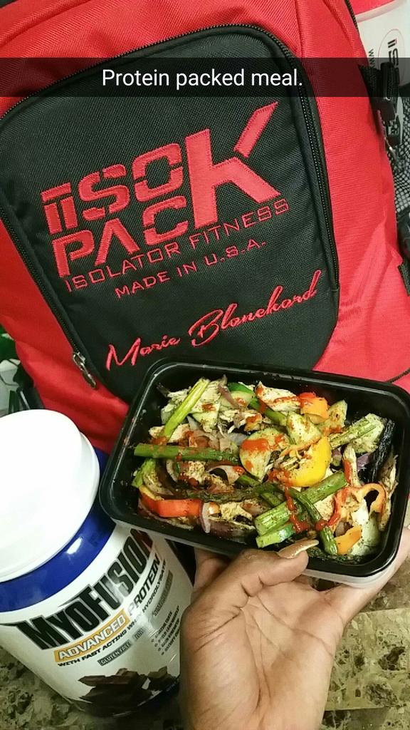 Marieblanchard's tweet photo. Protein packed meals with the #ISOPACK from @Isolatorfitness and caught up with #Myofusion with team @TeamGaspari http://t.co/B02wX0G3AS