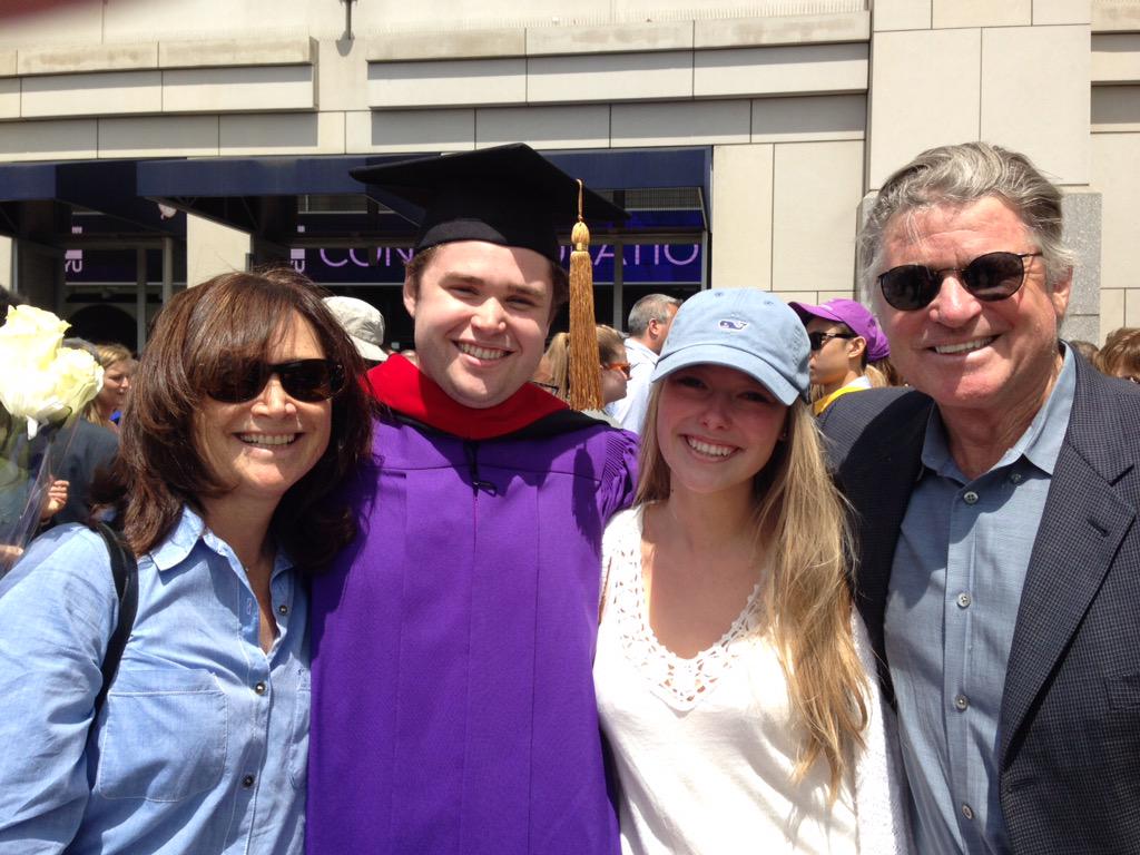 Treat Williams on Twitter: "Family summer photo. My son graduated from NYU.  My daughter is 16 my wife is the best and at 63 I am content. Lucky.  http://t.co/Xl0TzLXIBC" / Twitter