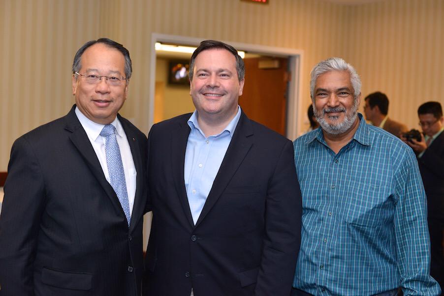 shanqiaophoto's tweet photo. Federal election campaign has already started. Attended @csleungmp fundraising reception that welcomes @jkenney http://t.co/PdmmmkeS30