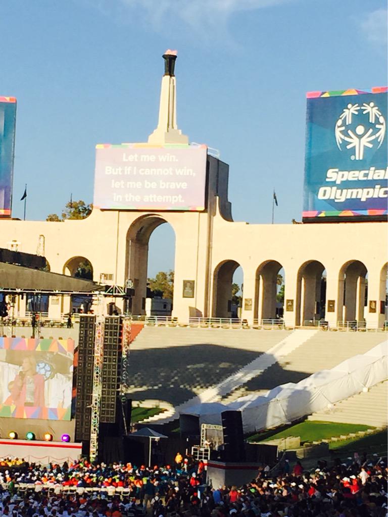 JulieWeaverling's tweet photo. #PlayUnified http://t.co/OJhqfum4Ak