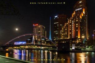 APadayhag's tweet photo. #melbourne 2009 .. More photos http://t.co/qhX8ru88Pa @cityofmelbourne http://t.co/1tF9BEXEu6