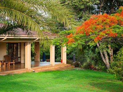 Mtpatourism's tweet photo. #winterpackagesMP Special Offer - 31 August 2015. Double room R1430ppn sharing (min 2 nights) http://t.co/ovUoNEvNAn http://t.co/7Qzw8y5gba