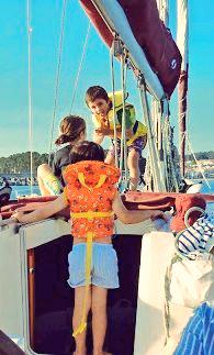 DescubreOns's tweet photo. Hola @Viajarhijos #Gracias
Sal a navegar #conniños por @IslasAtlanticas
Tenemos descuentos especiales para #familias http://t.co/iUmWLn0iBT