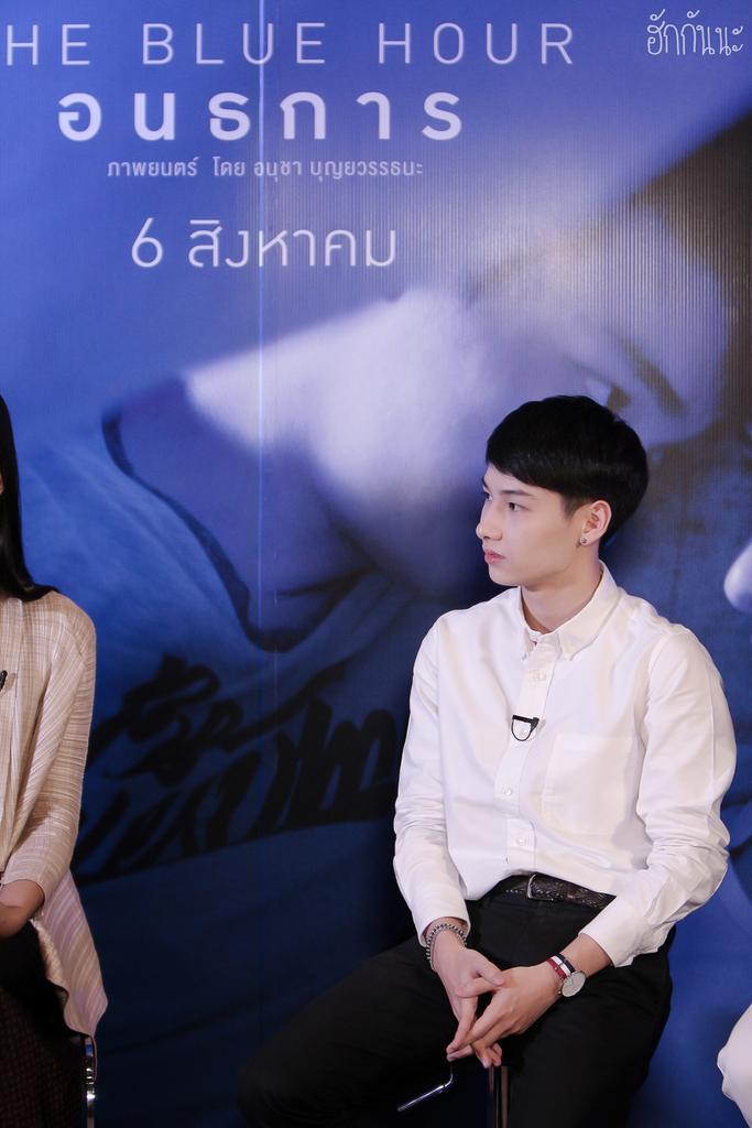 ตั้มป่ะ? <a href="/AtthaphanP/">ATTHAPHAN PHUNSAWAT</a> 
ตัวจริงดูดีกว่าในรูปนะ 😂
( i.imgur.com/YaxHcje.jpg / i.imgur.com/458CWhm.jpg )