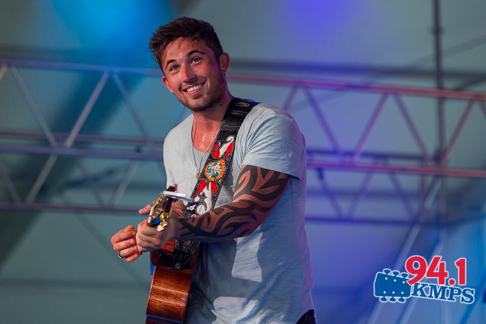 emma941seattle's tweet photo. Holy hotness!! Sorry...couldn't contain ourselves when @Michaelraymusic flashed that smile! #watershed #kmpssummer http://t.co/JhlXsoFmQE