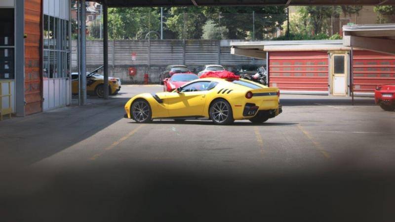 recapCARS's tweet photo. Ferrari F12 GTO caught http://t.co/DRLwWqtV6O #Ferrari #F12GTO #supercars #recapcars #F12Speciale #488GTB #V12 #cars http://t.co/A4BrmC2NeR