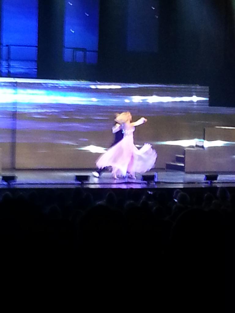 1AaronG's tweet photo. @derekhough http://t.co/1ZGREekWum