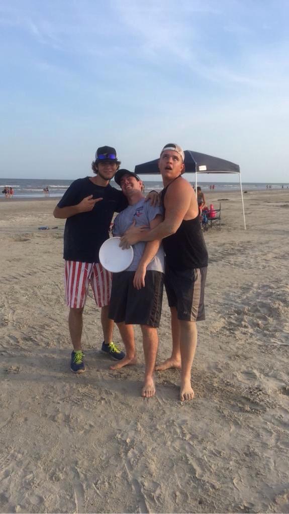 blakegustin789's tweet photo. Another one in the books, we'll be back. 😎 http://t.co/9WK7iyypEq