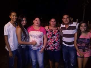 Anyiilopez11's tweet photo. Aee Los Amo http://t.co/AXZSPlr8Pc