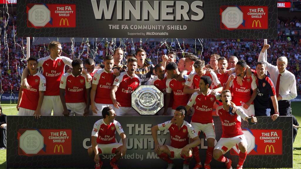 arthuranapaku's tweet photo. Arsenal 2015 FA Community Shield winners! #CommunityShield2015 #Arsenal #AFC #COYG #VCC http://t.co/QA9H0Gg9nP