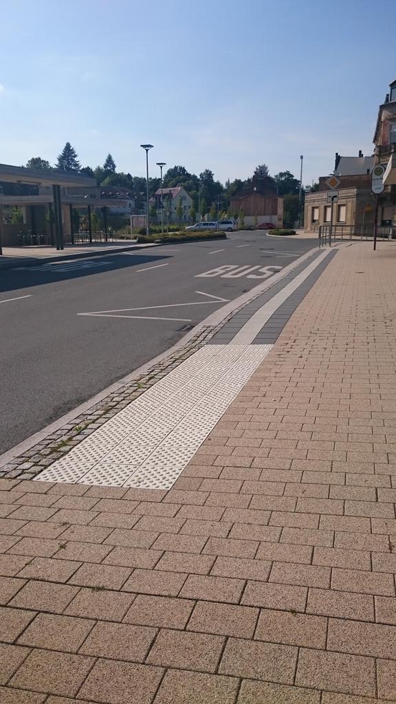 LilaWolke11's tweet photo. @Geocachingvlogs @GoGeocaching @cachentravel @Geocaching_Pics @geogezwitscher On a railway station in my hometown :-) http://t.co/TDYBjYkBS7