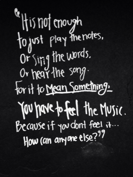 FronMVC's tweet photo. This says it all. Feel the music. http://t.co/2ne3VxT8Yv