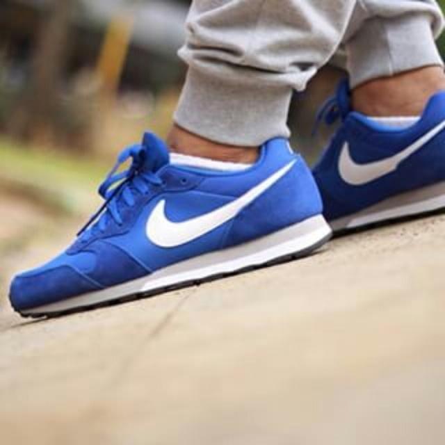 nike md runner 42
