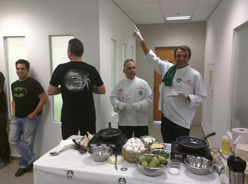 freddy33's tweet photo. Party time @jfrog "Cooking up Success" 4.0 http://t.co/vIde7pZTRE