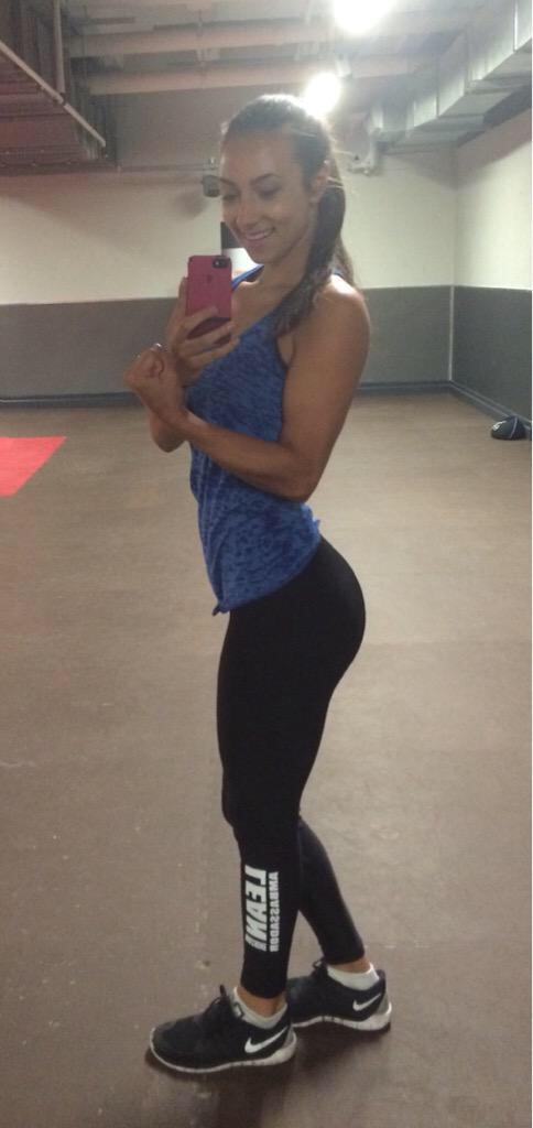 LeanMApparel's tweet image. #LeanMachineMonday 
LMA Elite Leggings Feat @anna_lepore #WomanOrMachine #TeamLMA 👩🏻💀💪🏻