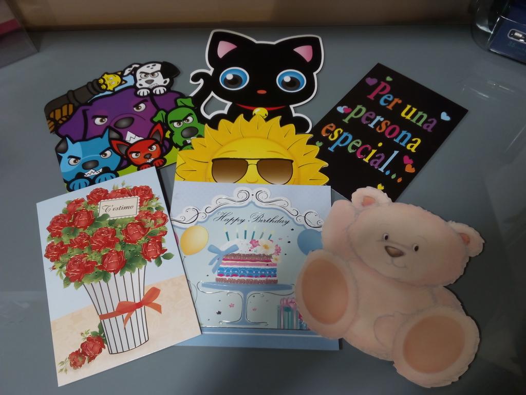 Doctor_Friki's tweet photo. Nuevos modelos de las tarjetas de felicitación. #cumpleaños #amor #aniversario #detalle http://t.co/HL7EUweSwP