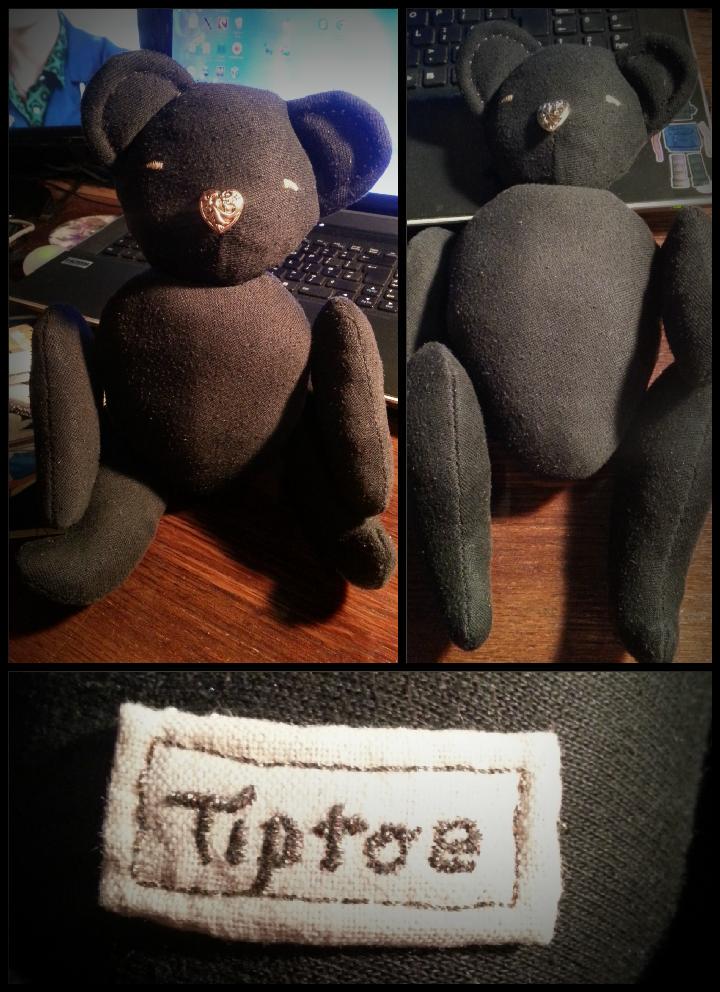 Bladepanthera's tweet image. Made a #teddybear out of the sleeves of an old hoodie. Meet Tiptoe. Cute! #sew #eveningproject #recycledmaterials