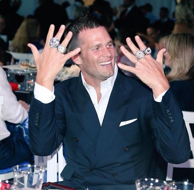 Happy birthday to the man who deserves it all, Tom Brady. I\m thankful everyday you\re a New England Patriot 