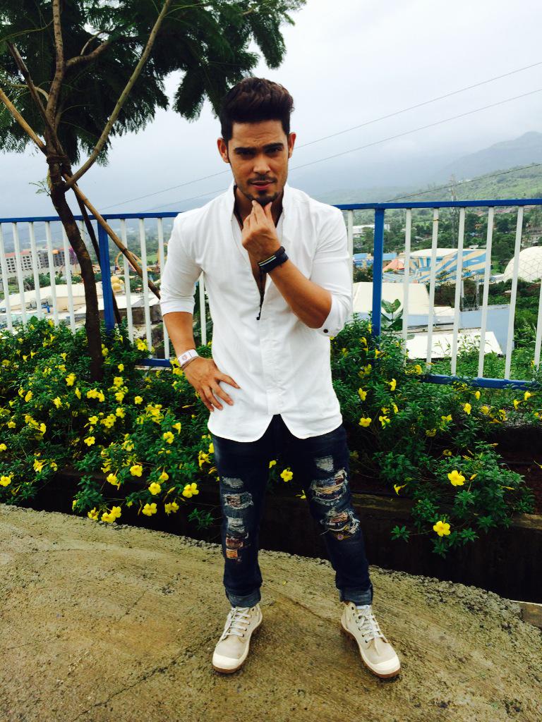 kunwar_amar16 tweet picture