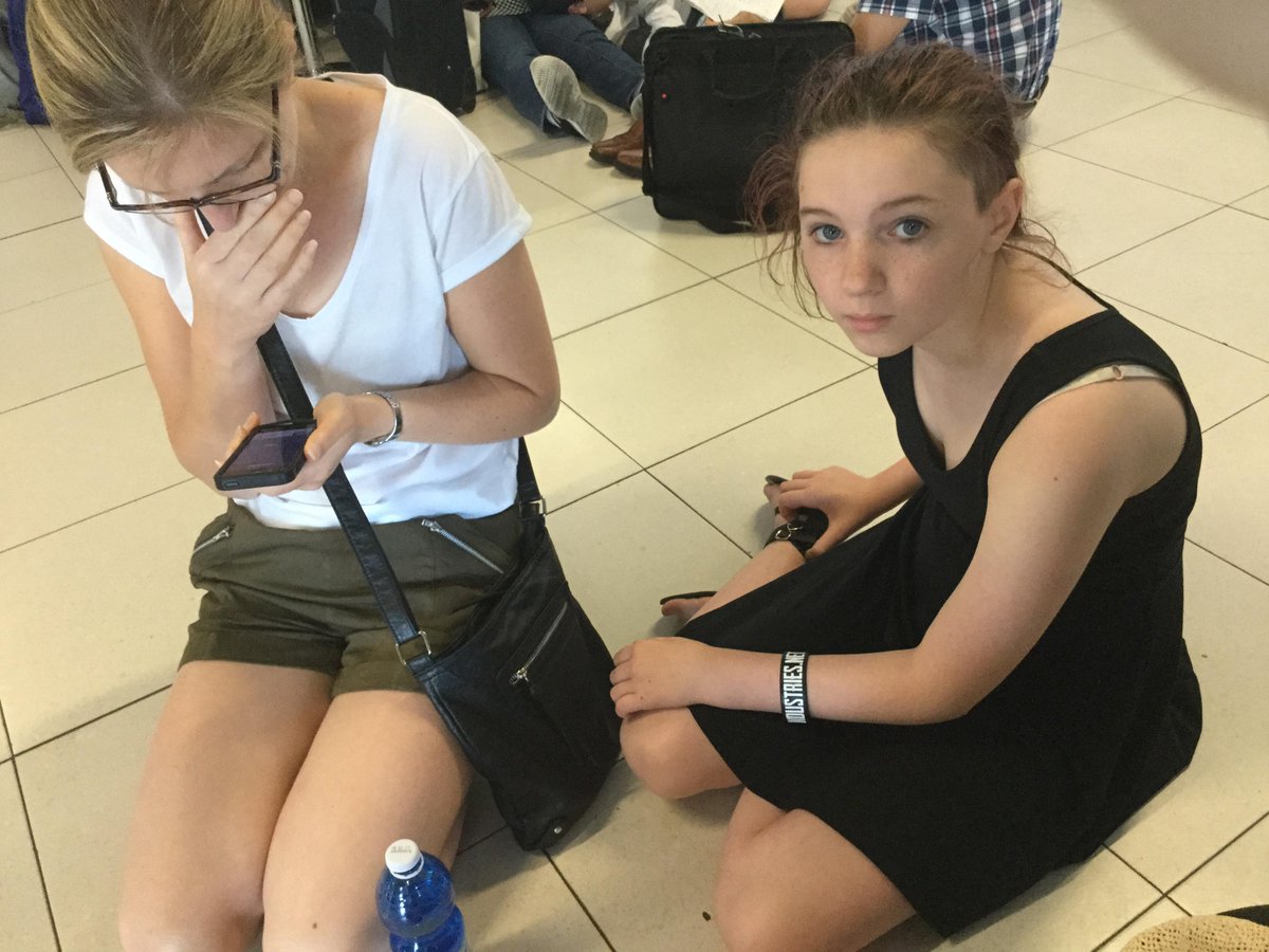 Mannaz's tweet photo. @britishairways so the Club Europe ticket that gives you a premium lounge actually means this #notgoodenough #fco http://t.co/lFtoegKB8K