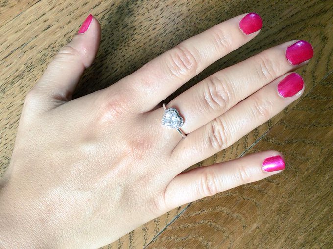 Some pics from my birthday 👸🏼😻🎉🎂 http://t.co/ztoMgUZ9Eo<a href="/tag/lastweek"class="tags"><span>#lastweek</span></a>