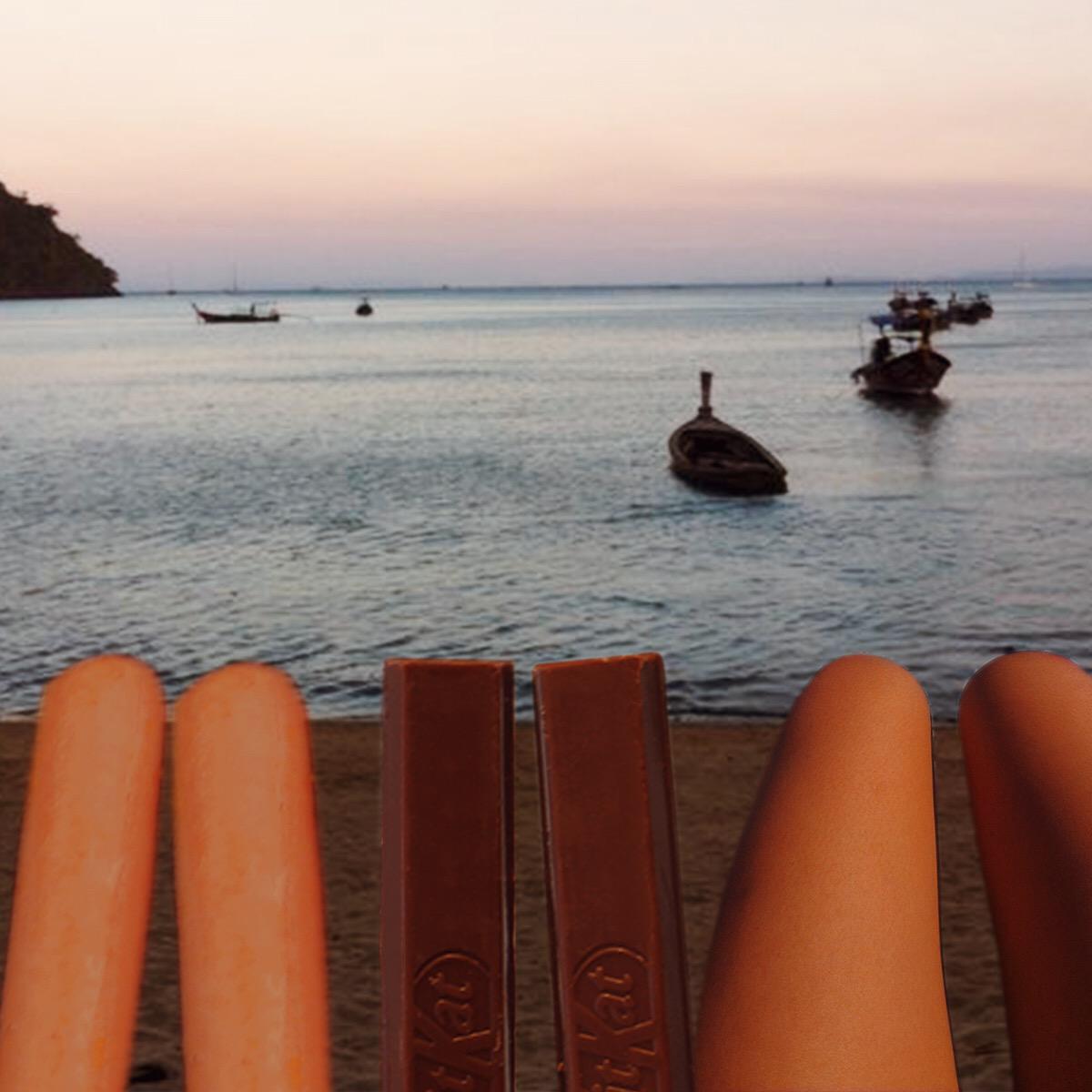 KITKAT on Twitter "Hot dogs, legs or mybreak? http//t.co/yGWGlOH7fT"