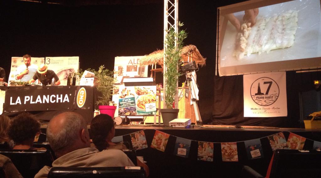 Olivier_Chaput's tweet image. #rencontresiodees Préparation de mon #Maki de #bar et #crevettes snackées aux #fraises @IODEMAGAZINE @FruitsLegumesFR