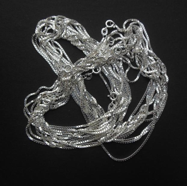 makeurjewelry's tweet photo. https://t.co/uUshFKlRpB
#Sterlingsilverchain #bixchain #925silverchain #18inches http://t.co/mBUT1m4Mwr
