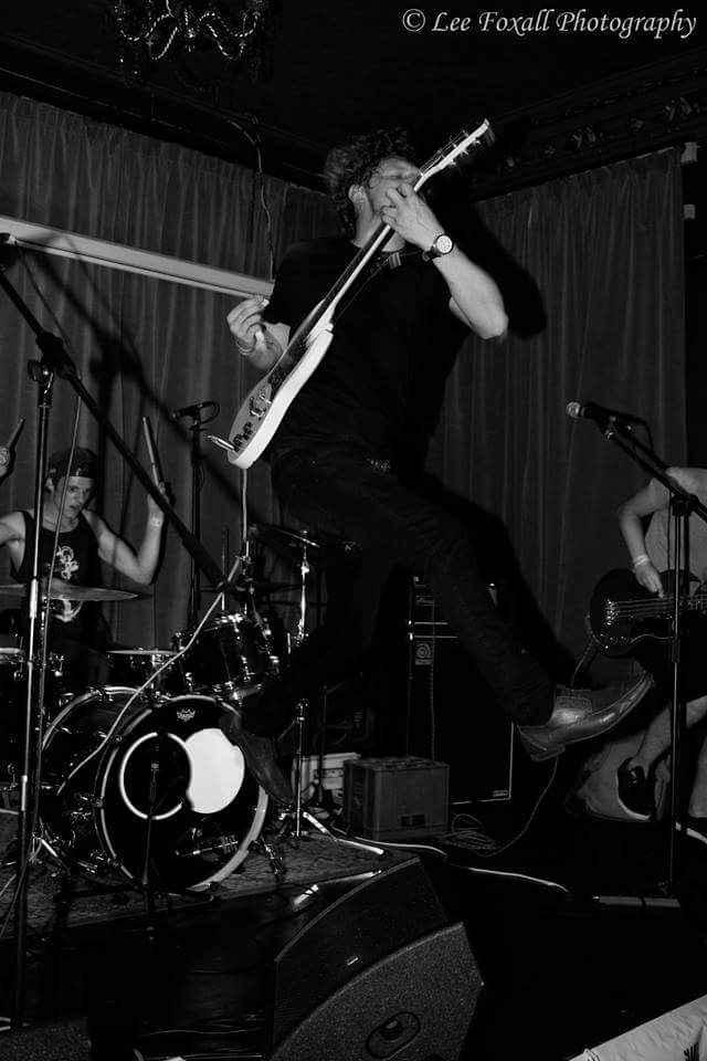 Friday in Manchester at <a href="/GulliversNQ/">Gullivers</a> @SOTNRecords <a href="/TheJackobins/">The Jackobins</a> <a href="/TheReveursUk/">The Reveurs</a> see more here goo.gl/wkQWmY