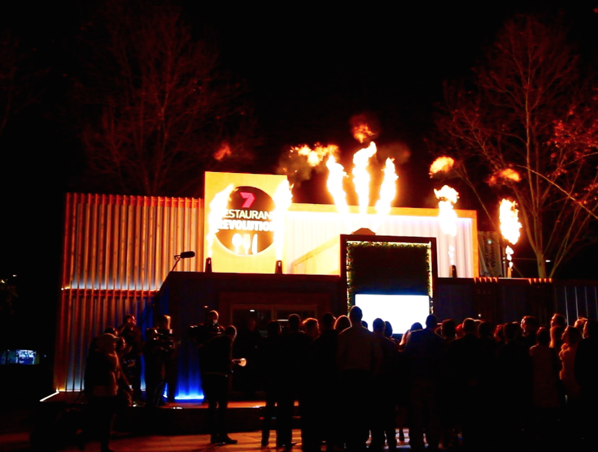 RestaurantRevo's tweet photo. The restaurants are on FIRE! #RestaurantRevo #NotLiterallyOnFire #GrandOpening http://t.co/9sn2JKQZOa