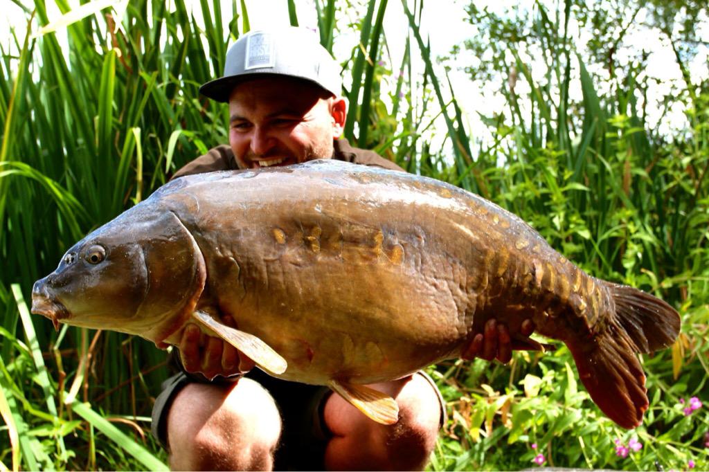 Mind blowing session at the weekend. 3 fish.. 40lb 11, 32lb 7, 22lb 14. Massive Buzz <a href="/BaitTech/">Bait Tech</a> <a href="/GardnerTackle/">Gardner Tackle</a>