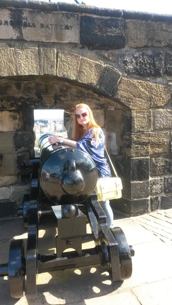 gingerninja1951's tweet photo. Edinburgh #brillantweekend 💙 xx http://t.co/i7DbyyGv0r