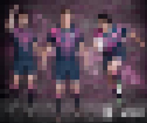SFParisRugby's tweet photo. #GameSFP Entrez dans la mêlée pour découvrir notre nouveau maillot ! Continuez à RT #CeSontNosEclairs 
@ASICSFrance http://t.co/BB1BuRyB9W