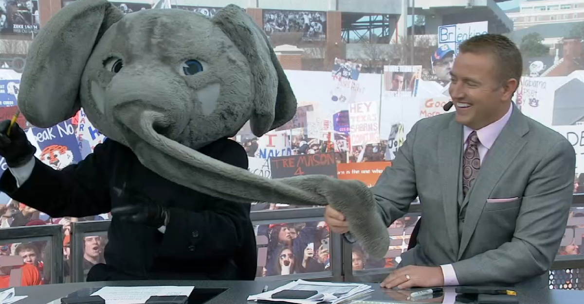 CollegeGameDay's tweet photo. Hey Coach, who's it gonna be? http://t.co/CbFVqJEDtJ