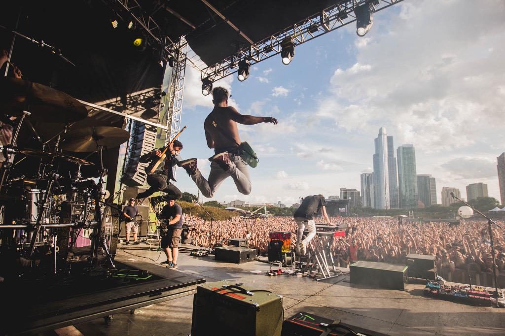 walkthemoon's tweet image. What a way to kick off the tour! Thanks again, Chicago &amp;amp; @lollapalooza! #TIHtour (pic by @annaleemedia)