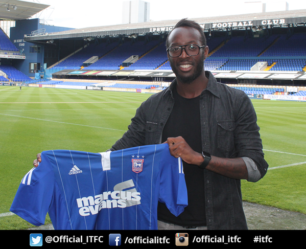 ITFCtransfers's tweet photo. CONFIRMED: Larsen Toure has joined Town on a one-year deal with the option of an extra 12 months #itfc http://t.co/z3XvThRRUp