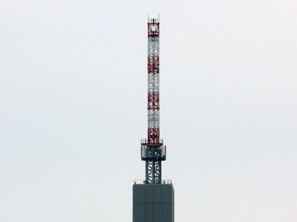 Nttドコモ代々木ビルのクレーンを讃えよ Togetter