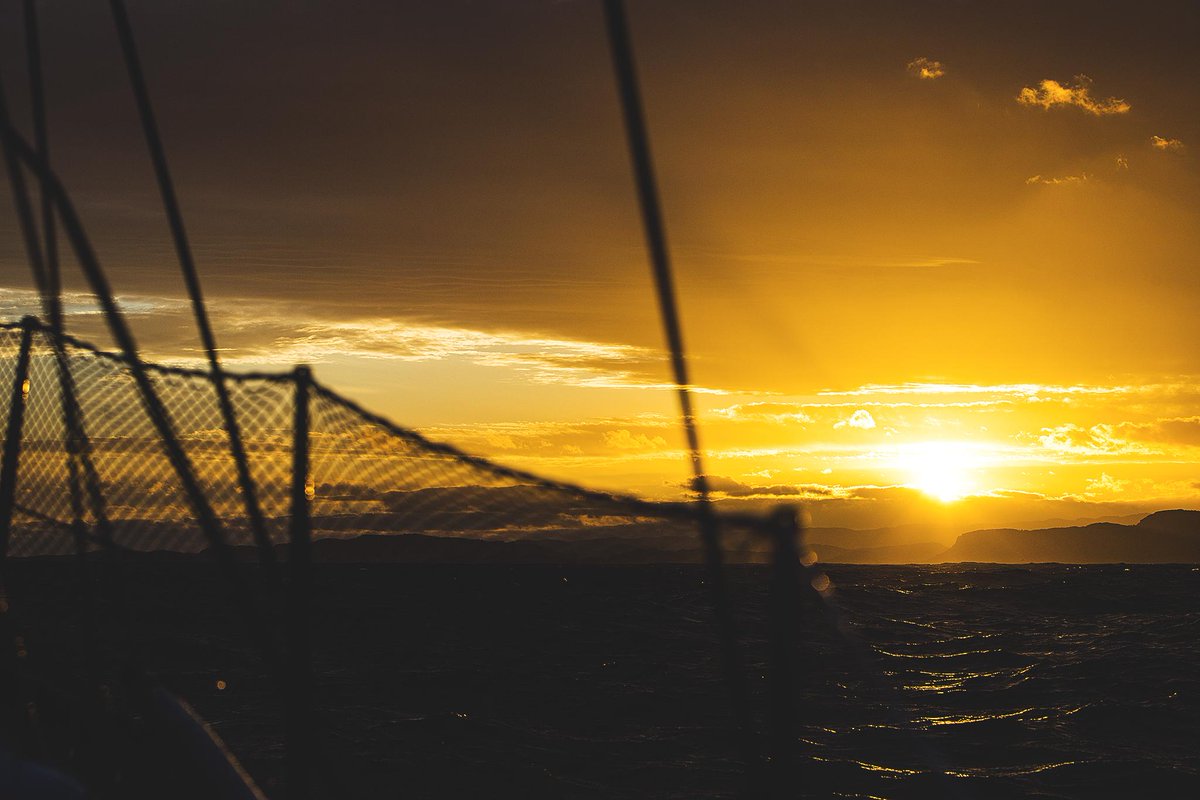 HellyHansen's tweet photo. Check out our #SunnyMonday contest on Facebook - http://t.co/79bWKpk87J - with  HH Ambassador @MatsGrimseth http://t.co/r6ONsE5S2H