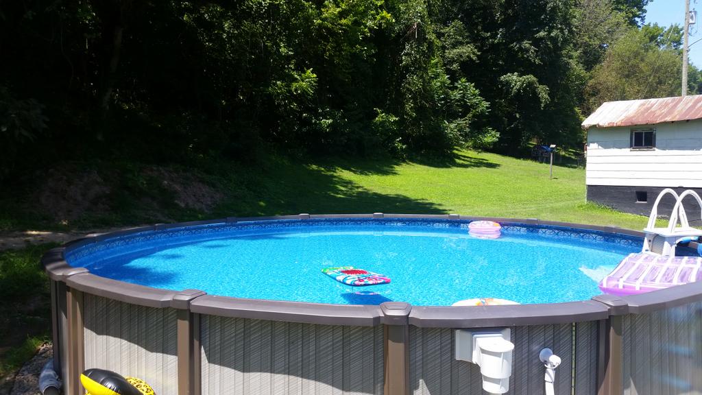 PurePoolCare's tweet image. Off to make some pools beautiful if anyone would like a quote please call (304)206-6190