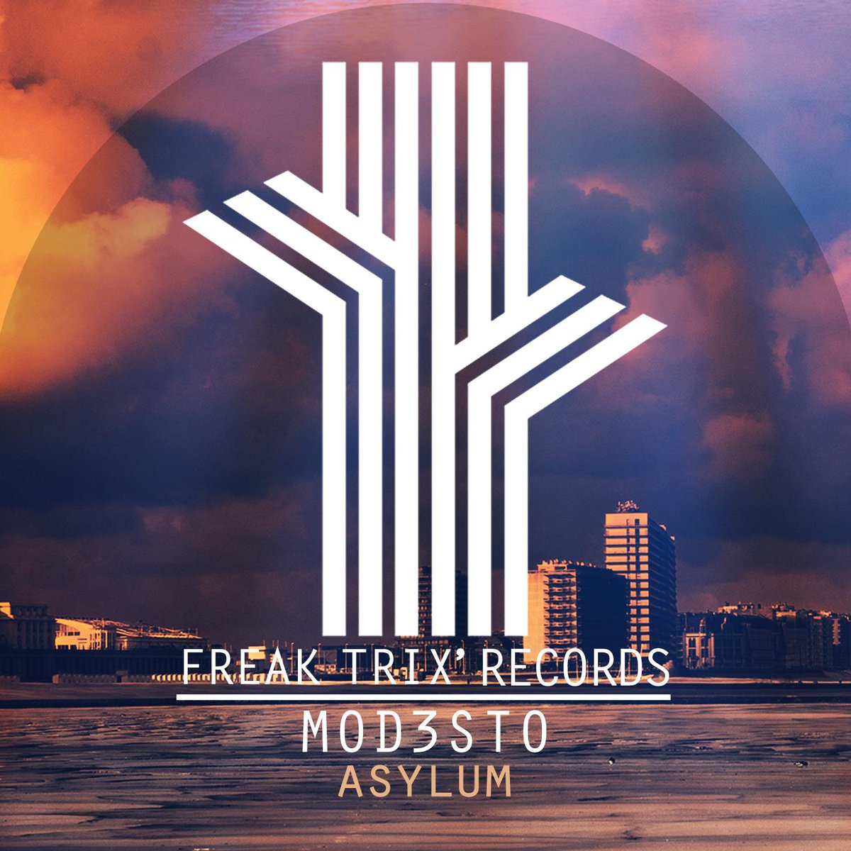 Freak_Trix's tweet photo. OUT NOW! Hard Electro
http://t.co/1mcFEvupwC
Happy 2 year anniversary to all the Freak Trix Family!
@WeAreMod3sto http://t.co/hQ7LGLse5C