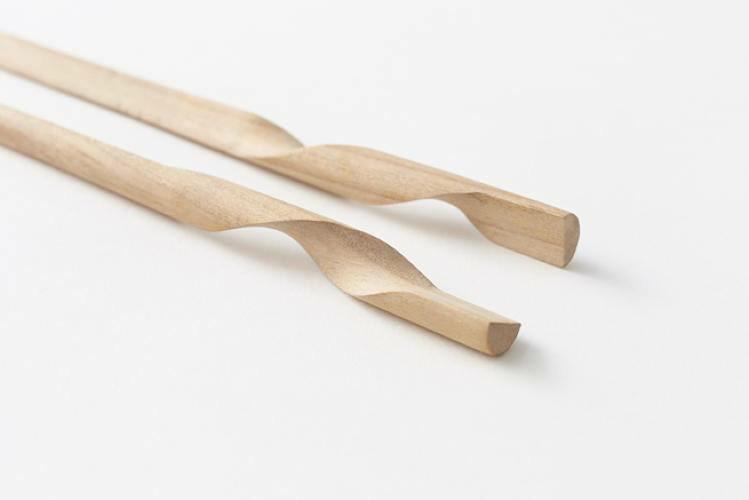 lekecommunity's tweet photo. Mutfak çekmecesinde tek başına duran bir chopstick'in mutlu sonu.
@XOXOTheMag 'den goz atin! 

http://t.co/vnvi2kHXw3 http://t.co/t3eBjHaBpX