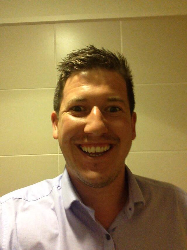 RealMattShelley's tweet photo. Remember this twat? 

Well It's his birthday again can he get a tweet? #BROMLEY http://t.co/7eOFRGBBG4