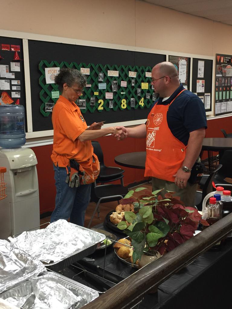 micky7902's tweet photo. 1284!! Homer winner for the hour.. Val MET great job!!! @HDRobSmith @Sherman2C @HDJoshNicolay http://t.co/HfOfPeTkVN
