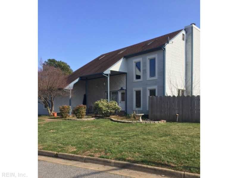 RealestateHER0's tweet photo. MOTIVATED SELLER.MAKE AN OFFER!4 BR,2.5 BA
Open House 8.4.15 at 5:3--8pm..Call 757-515-6769 
#DevonDempseyRealtyGroup http://t.co/E06tLJ3njM
