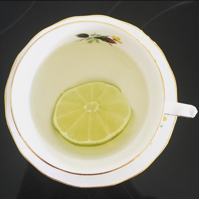 serious_cow's tweet photo. The way you start your day is incredibly important. Consider.  1: swapping your cup of cof… http://t.co/r4Ekt8AvEA http://t.co/MHEtr5RrHn