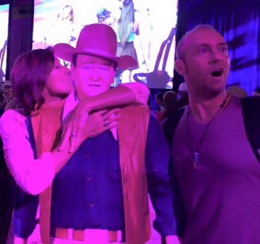 Get_Oiled_Up's tweet photo. Partying with John Wayne at opening night - he was very surprised to see me!

#YLConvention http://t.co/rhvyJQGyGs