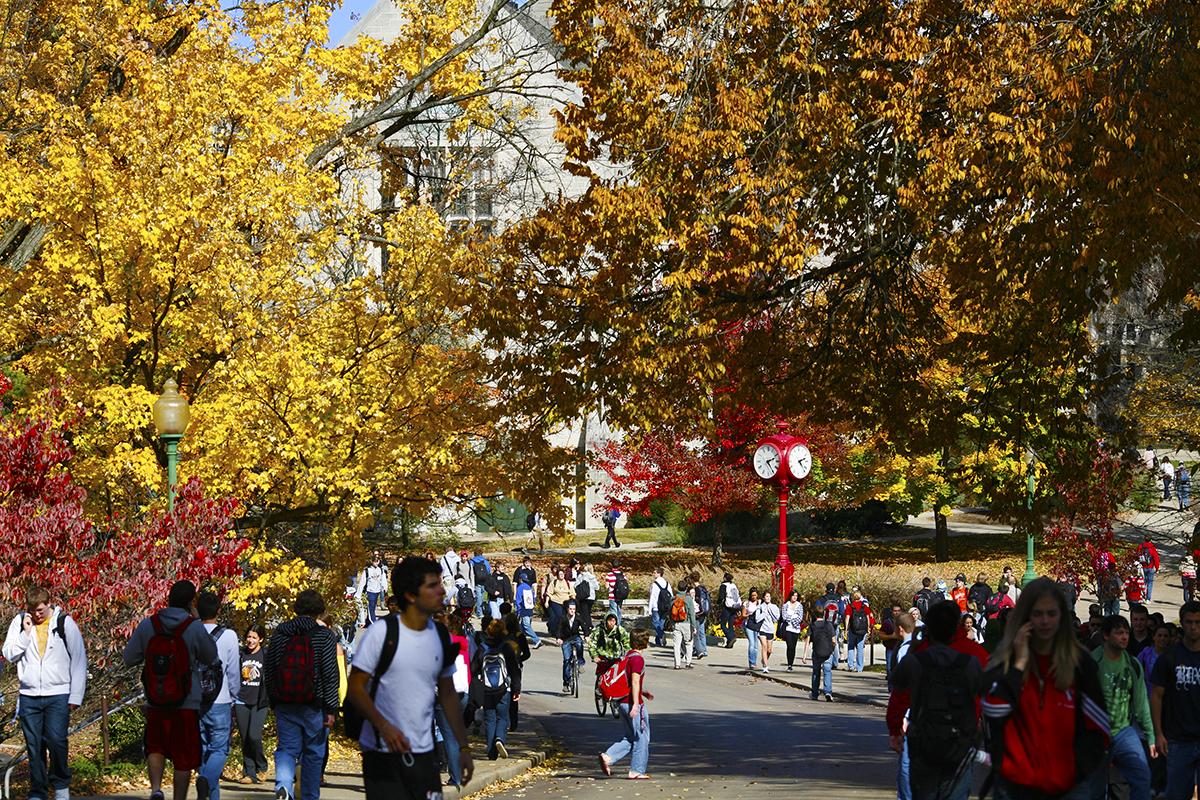 Hail to Old IU! <a href="/Forbes/">Forbes</a> ranks IU one of the Top 25 Public Colleges for 2015! onforb.es/1KLZnAM #TopColleges